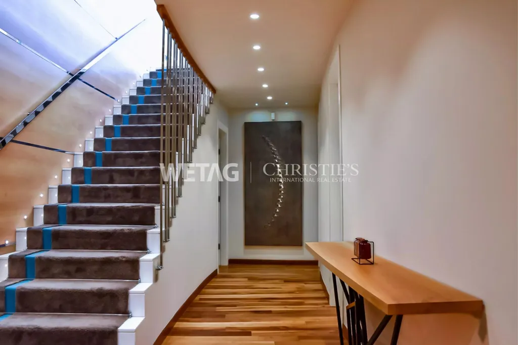Rooms - Duplex Penthouse with Lake Views in Lugano-Aldesago