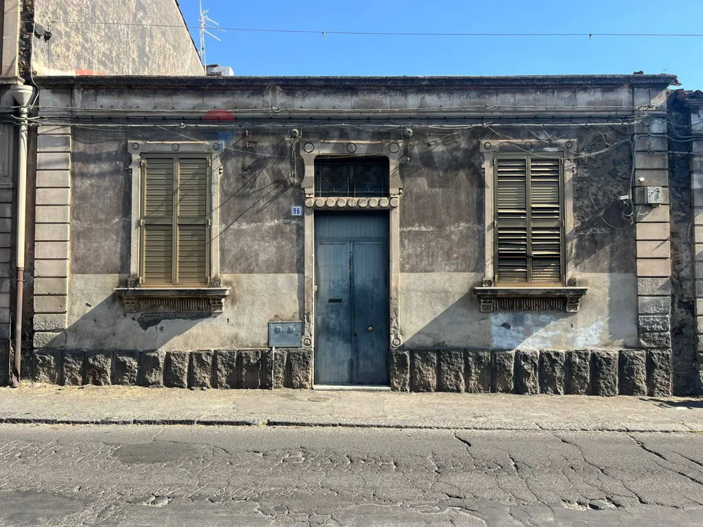 Exterior - Semi-detached House with Garden in Catania Centre