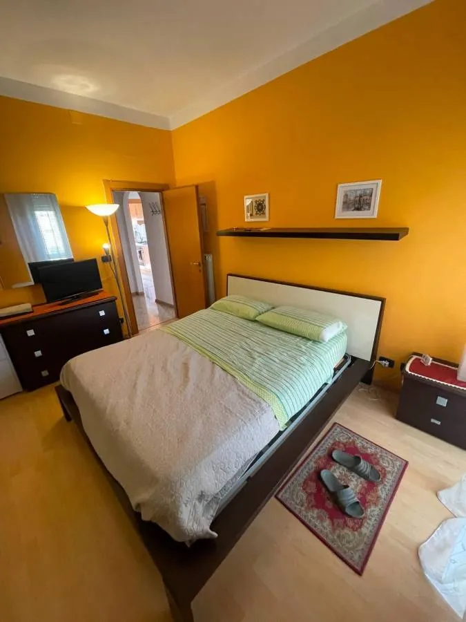 Chambres - Student Apartment with Balcony in Modena