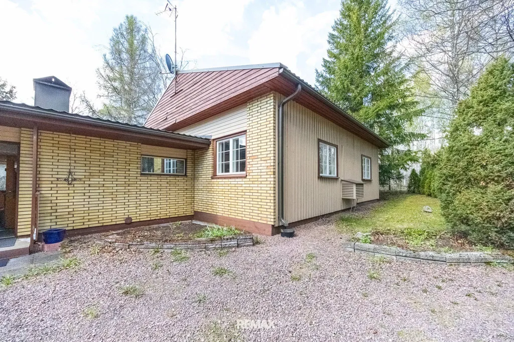 Extérieur - Maison 4 pièces à FI