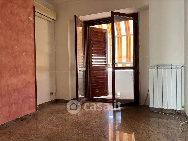 Pièces - Duplex with Balconies in Reggio Calabria
