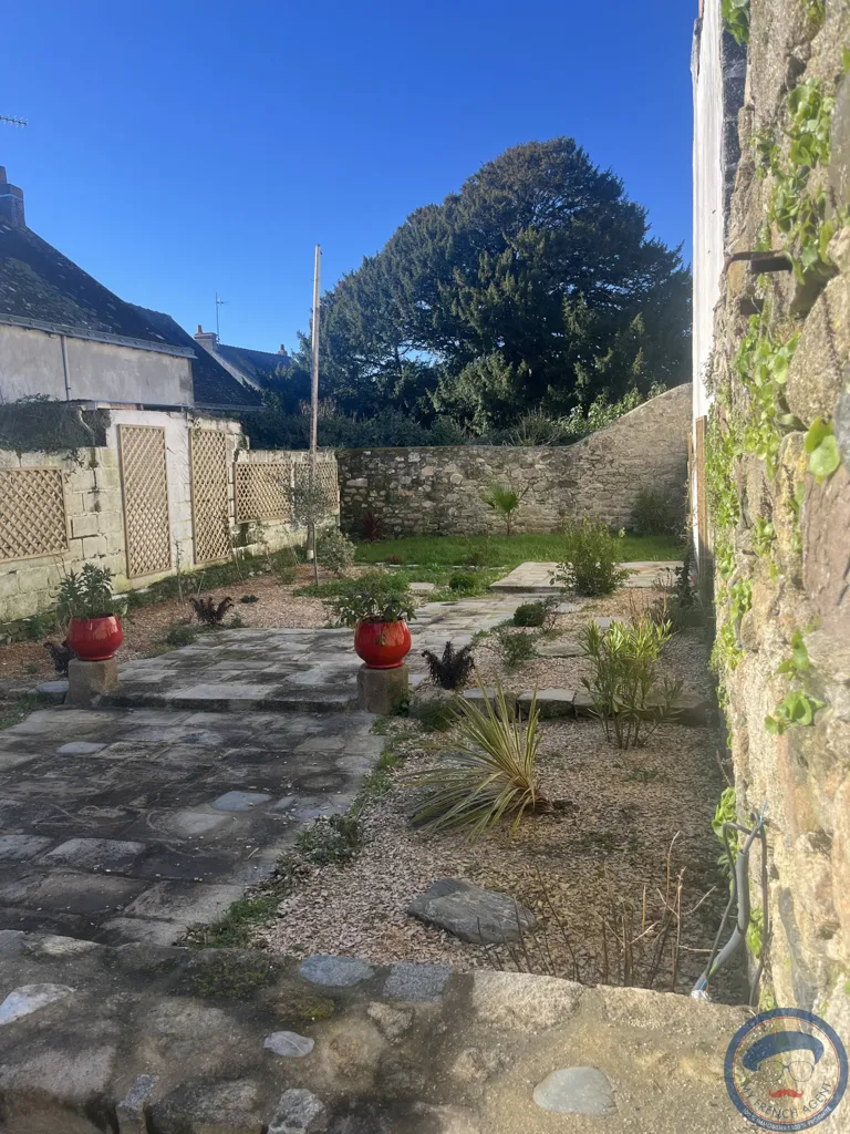 Aed - Renovated Duplex with Private Garden in Croisic