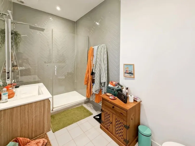 Salles de bain - Appartement 4 Pièces avec Climatisation à Mont-de-Marsan