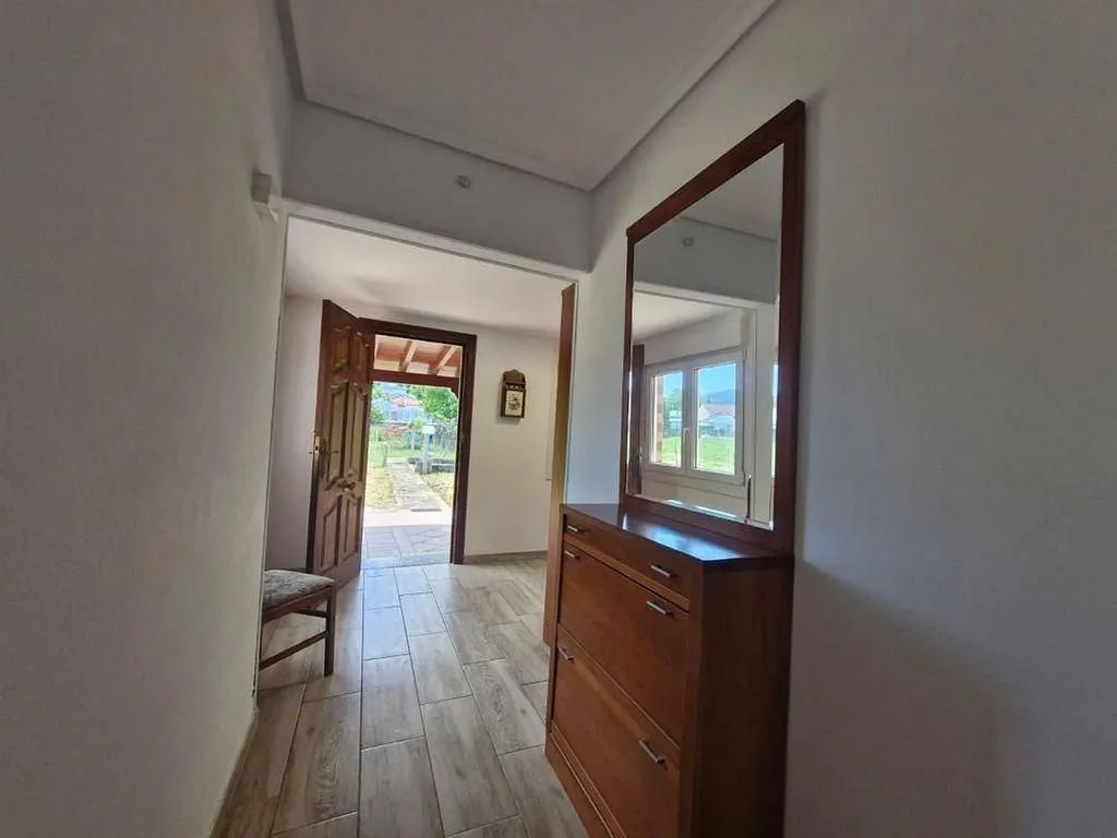 Hallway - Chalet with Garden in Corrales de Buelna