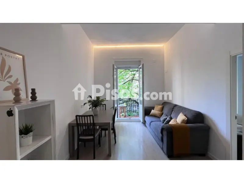Séjour - Reformed Apartment with Balcony in Salamanca
