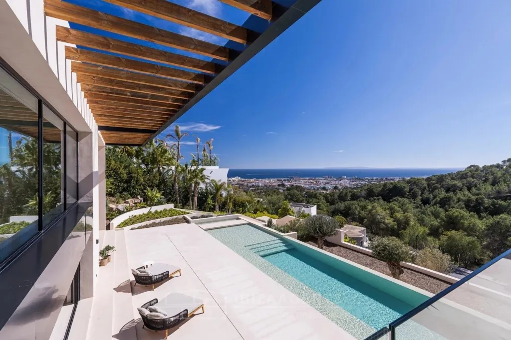 Pool - Luxury Villa with Sea View in Ibiza