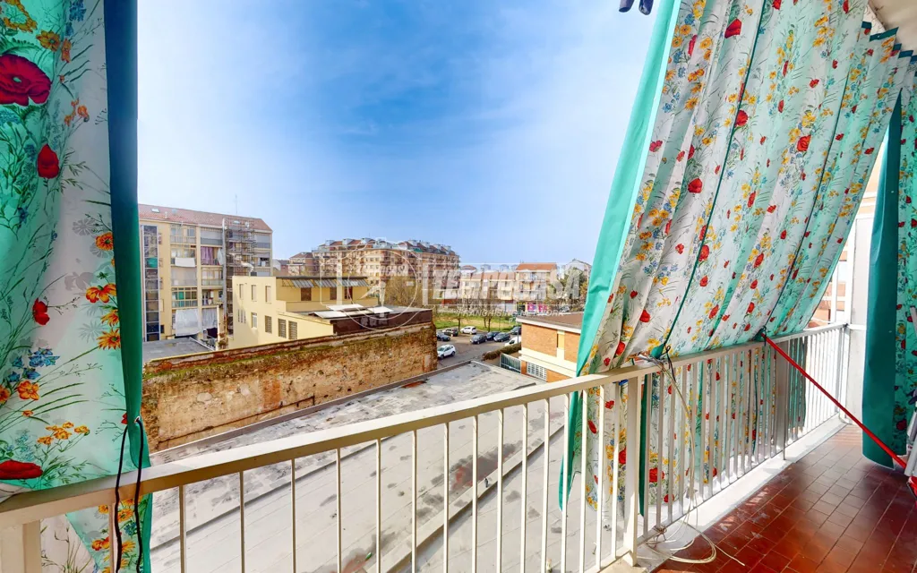 Balcon - Ristrutturato Appartamento con Balcone in Piazza Stampalia