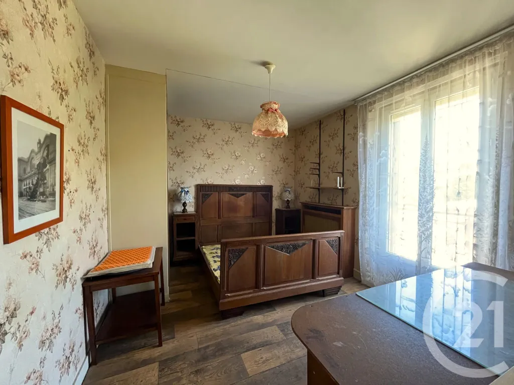 Maison à Rénover avec Jardin à Sermaise