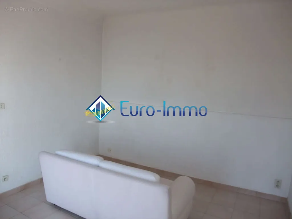 Living Room - Villa with Sea View in Beausoleil