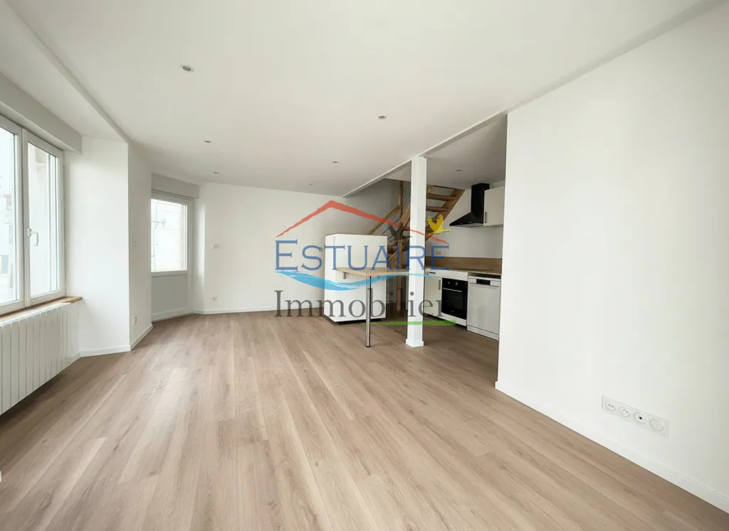 Elutuba - Duplex Apartment with Terrace in Fay-de-Bretagne