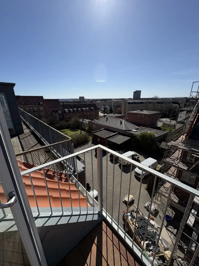 Rõdu - Renovated Apartment with Balcony in Aarhus