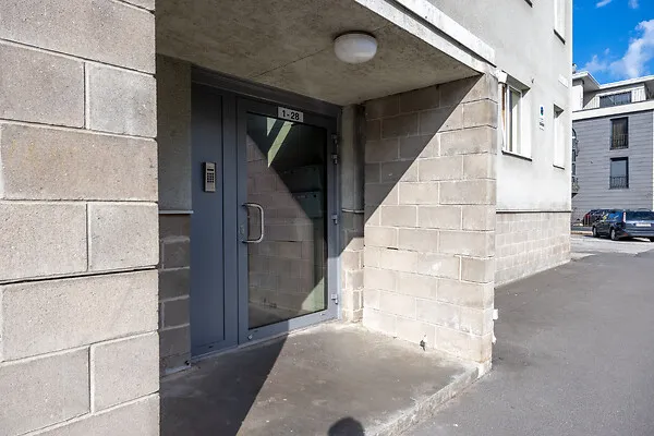 Ingresso - Spacious 2-Bedroom Flat with Garden in Tartu
