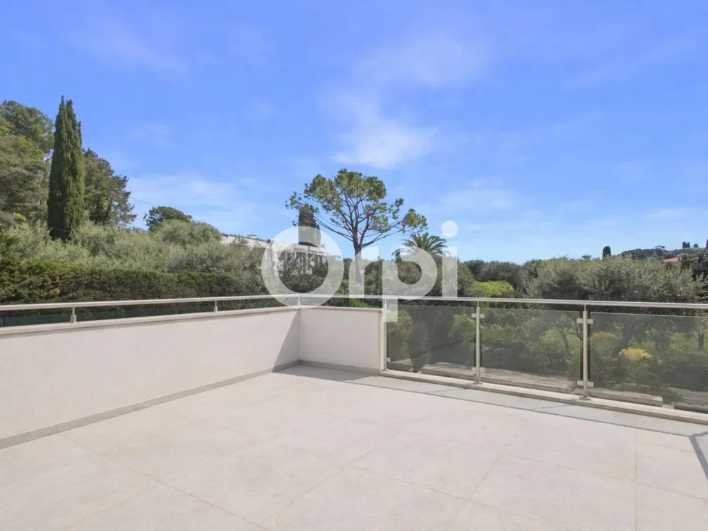 Balcon - Villa avec Piscine dans un Domaine Prestigieux à Valbonne
