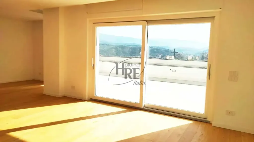 Elutuba - Apartment with Garden in Cosenza