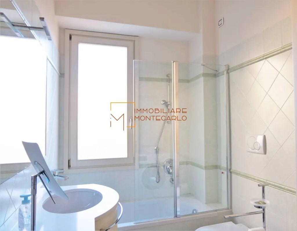 Salles de bain - Central Trilocale with Sea View in Bordighera