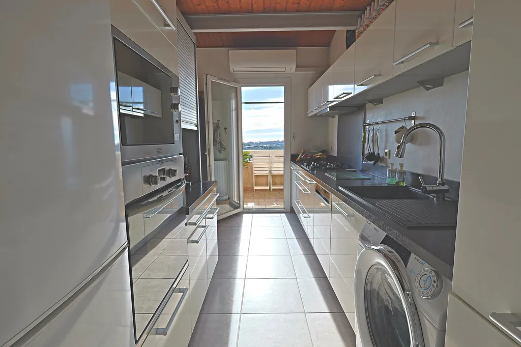 Cucina - Apartment with Panoramic Terrace in Valbonne-Garbejaire
