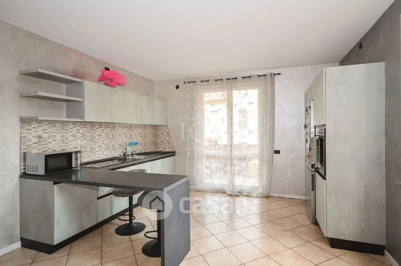 Cuisine - Trilocale with Terrace in Sarnico