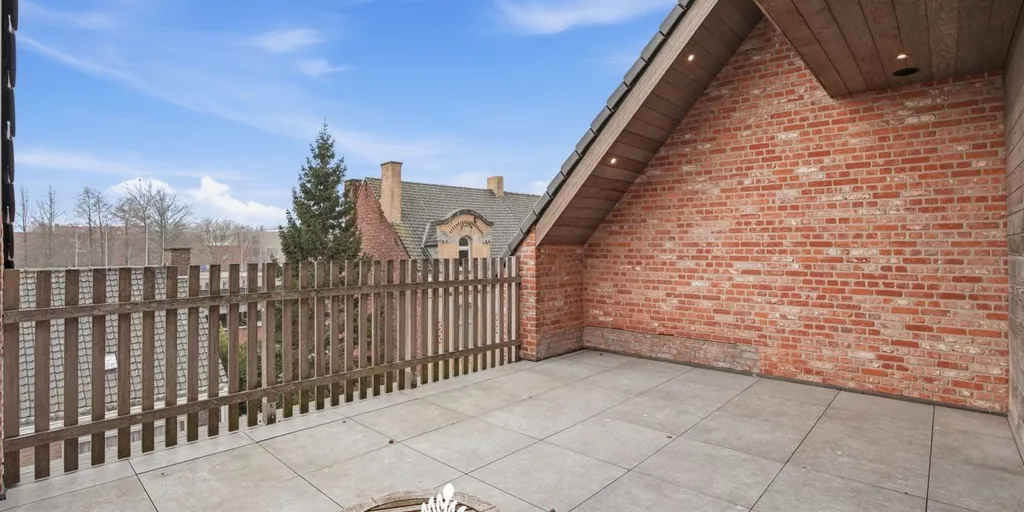 Terrass - Modern Apartment with Lift in Roeselare