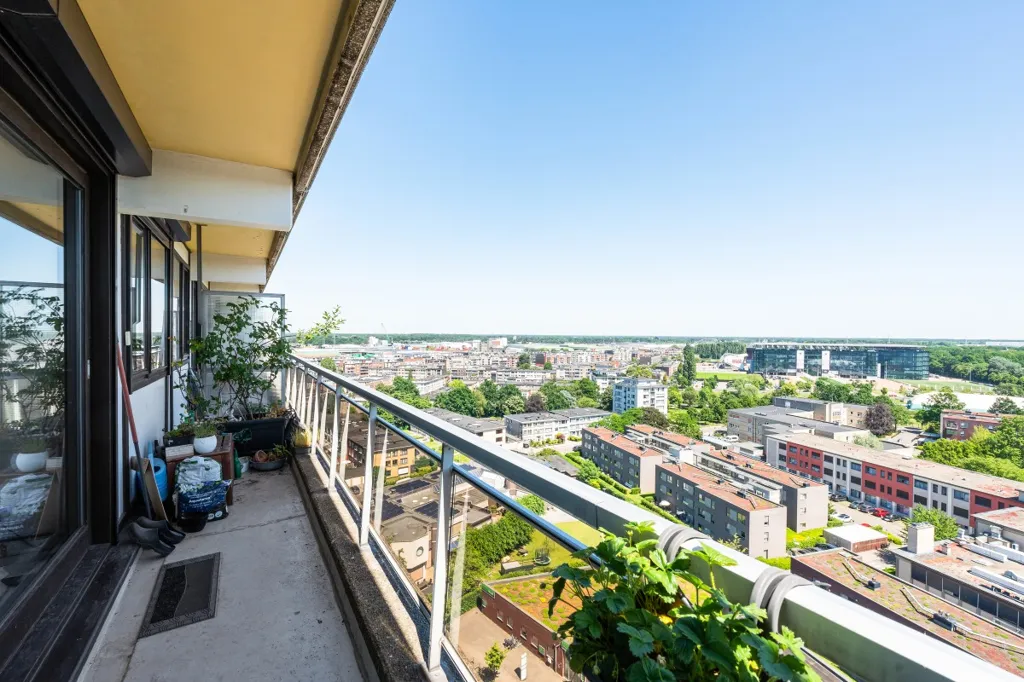 Balcon - Appartement avec Vue Panoramique à Deurne