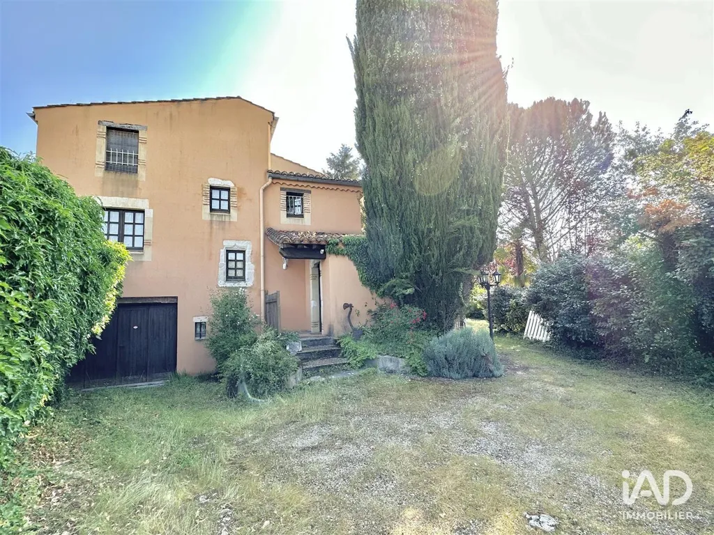 Exterior - Charming House with Pool near Cahors