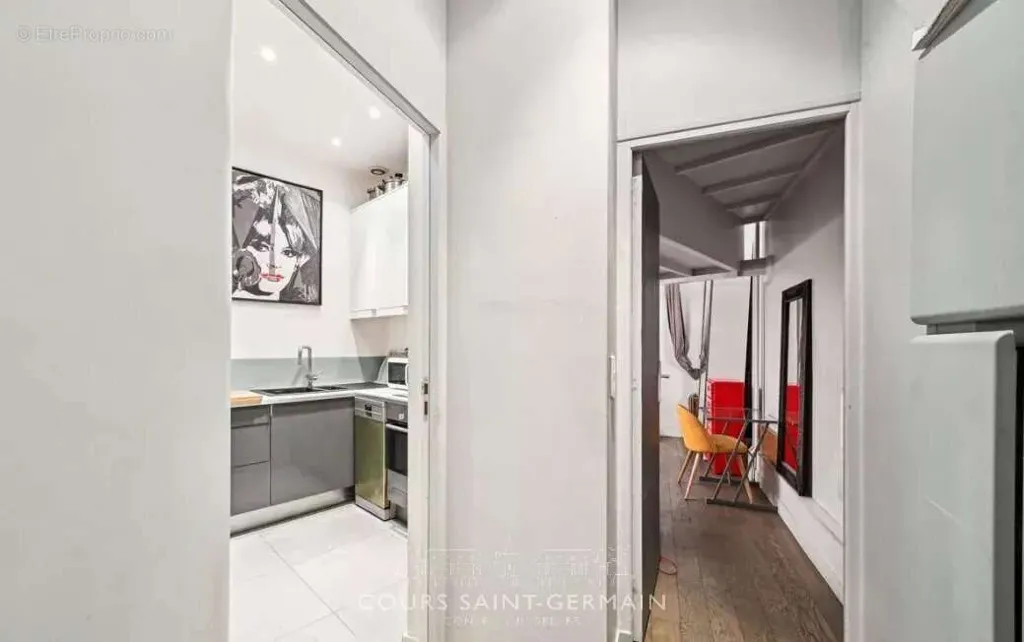 Köök - Architect's Loft with Cathedral Ceiling in Paris