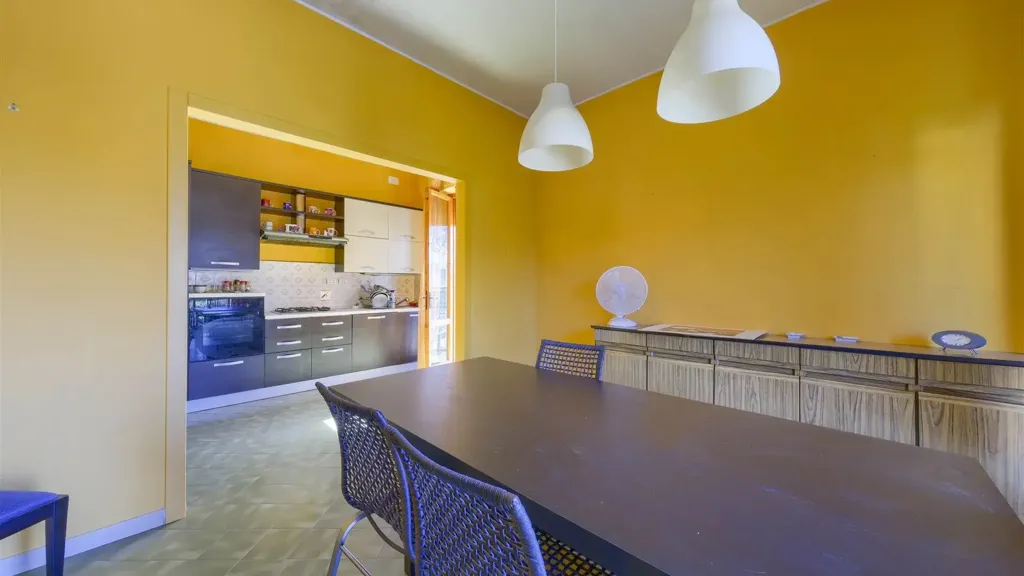 Dining Room - Villa with Private Garden in Signa