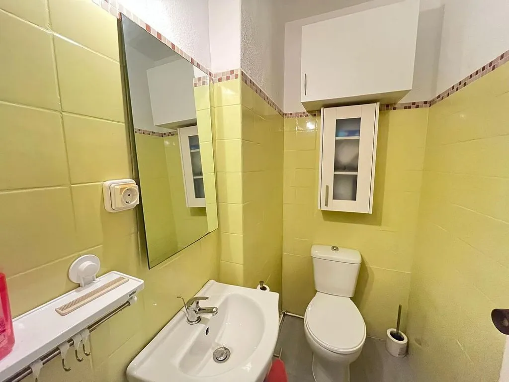 Salles de bain - Apartment with River View in Caranza