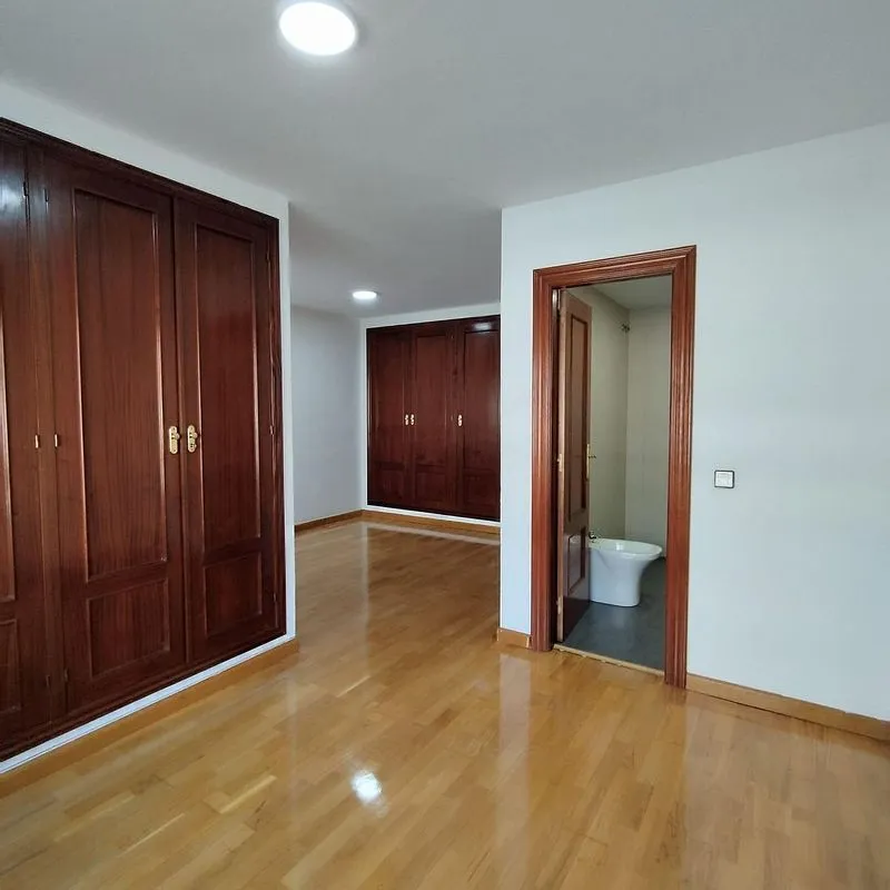 Pièces - Apartment with Pool in Parquesol