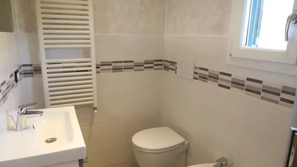 Bagni - Apartment with Terraced Garden in Pontassieve