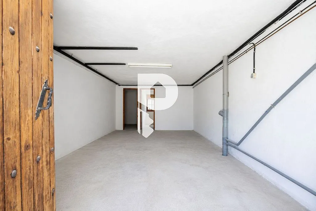 Garage - Chalet with Pool and Terrace in Corbera de Llobregat