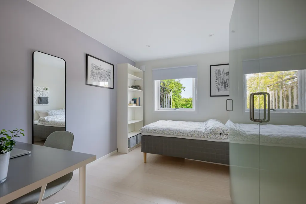 Chambres - Family Home with Corner Plot in Tasta/Vardeneset