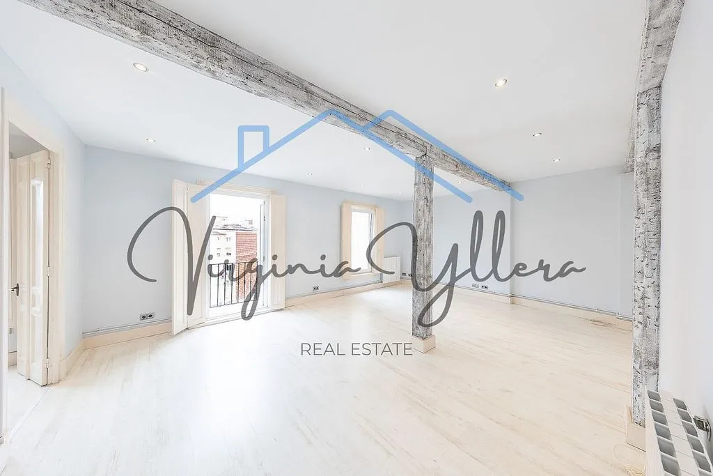 Soggiorno - Apartment with Balcony and Terrace in Santander