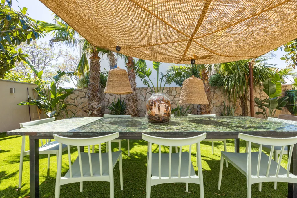 Terrasse - Contemporary Villa with Private Mooring in Empuriabrava