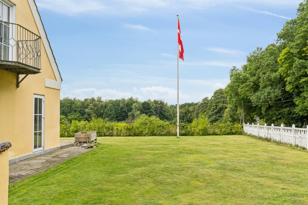 Aed - Villa with Equestrian Facilities in Hillerød