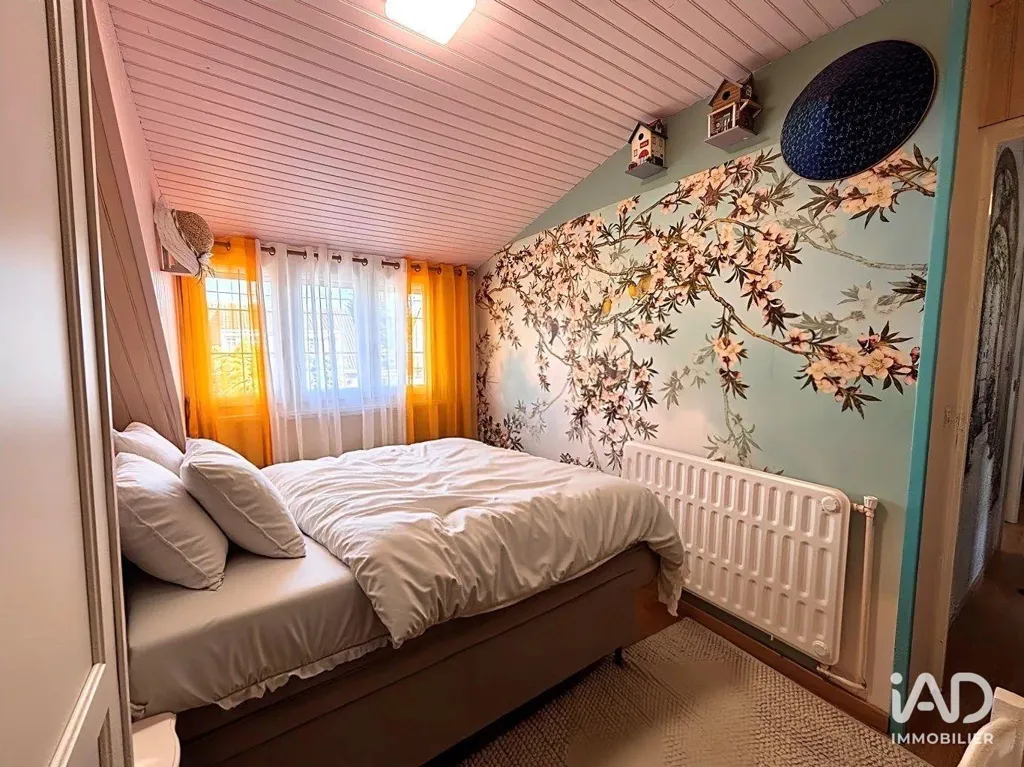 Magamistoad - Semi-detached House with Garden in Fenain