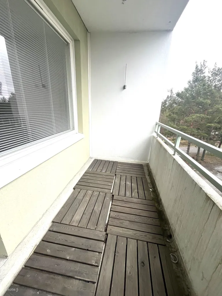 Balcon - Modernised Studio with Balcony in Rauma