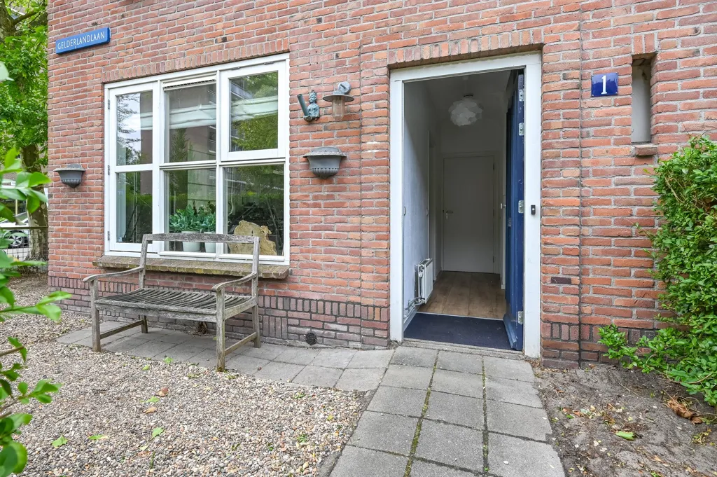 Extérieur - Extended Corner House with Garden in Heemstede