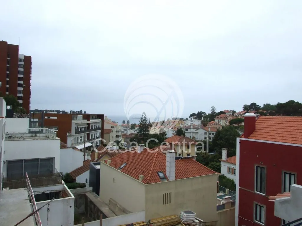 Terrazza - Penthouse Duplex with Sea View in Monte Estoril