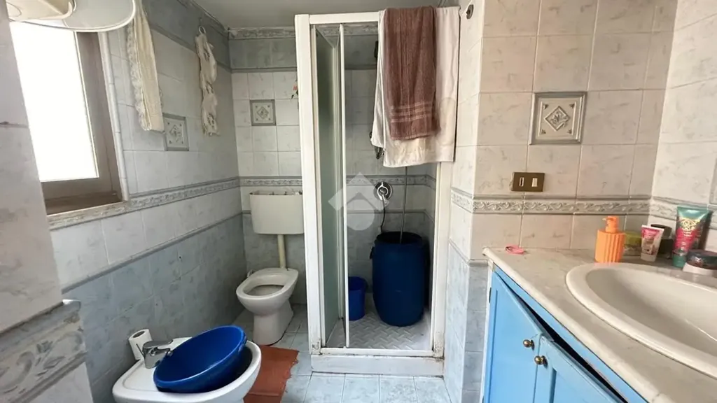 Salles de bain - Quadrilocale with Terrace in Palermo
