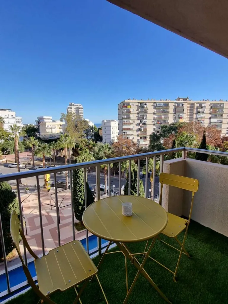 Balcon - Refurbished Studio with Sea View in Benalmádena