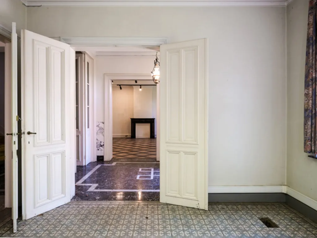 Ingresso - Historic Pastorate with Potential in Town Centre
