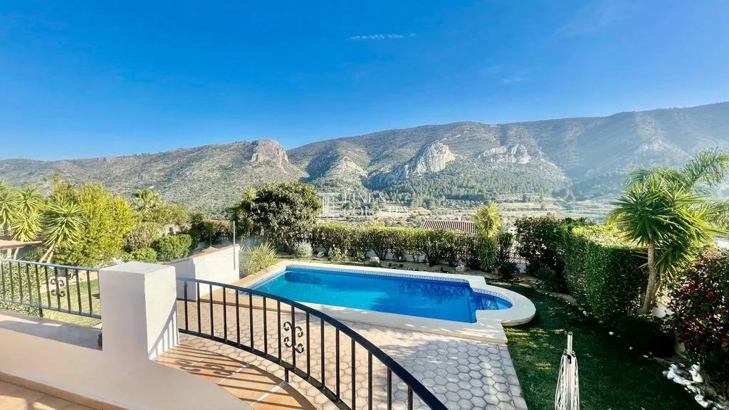 Bassein - Modern Villa with Panoramic Views in Pedreguer