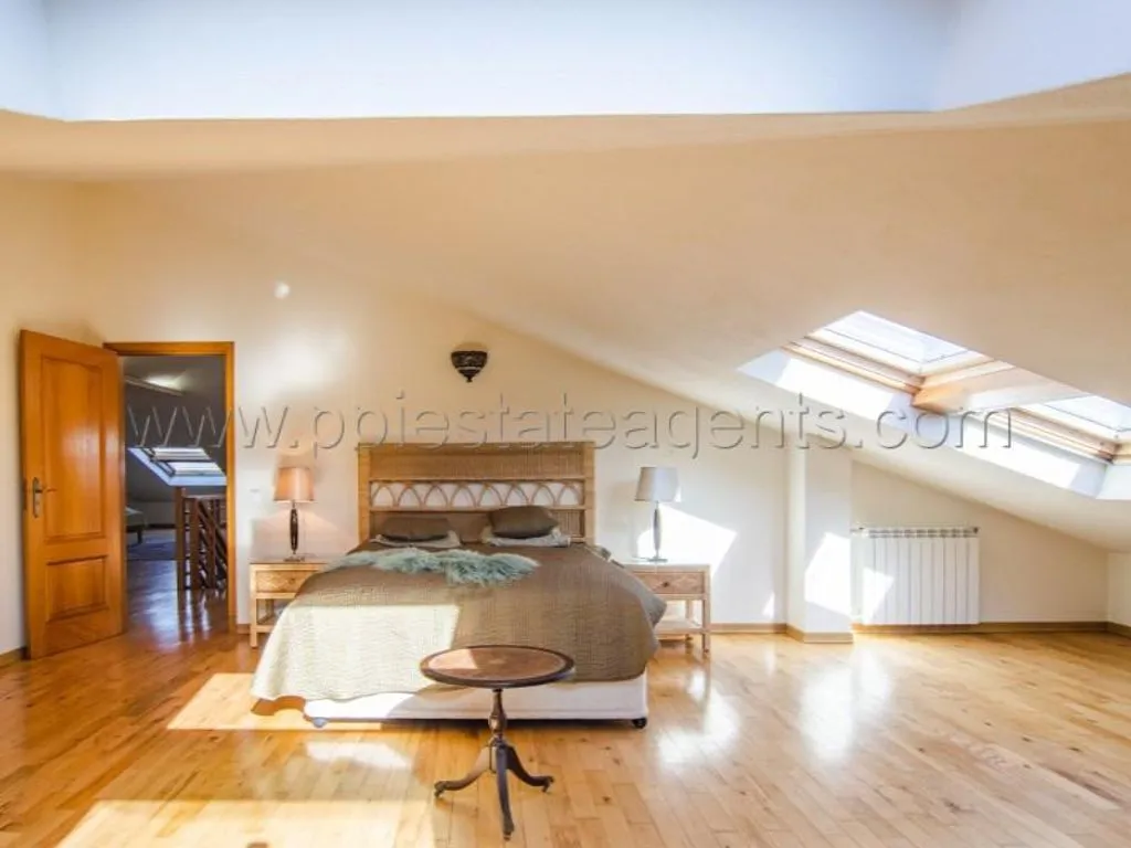 Bedrooms - Luxury Villa with Pool in Lagos Countryside