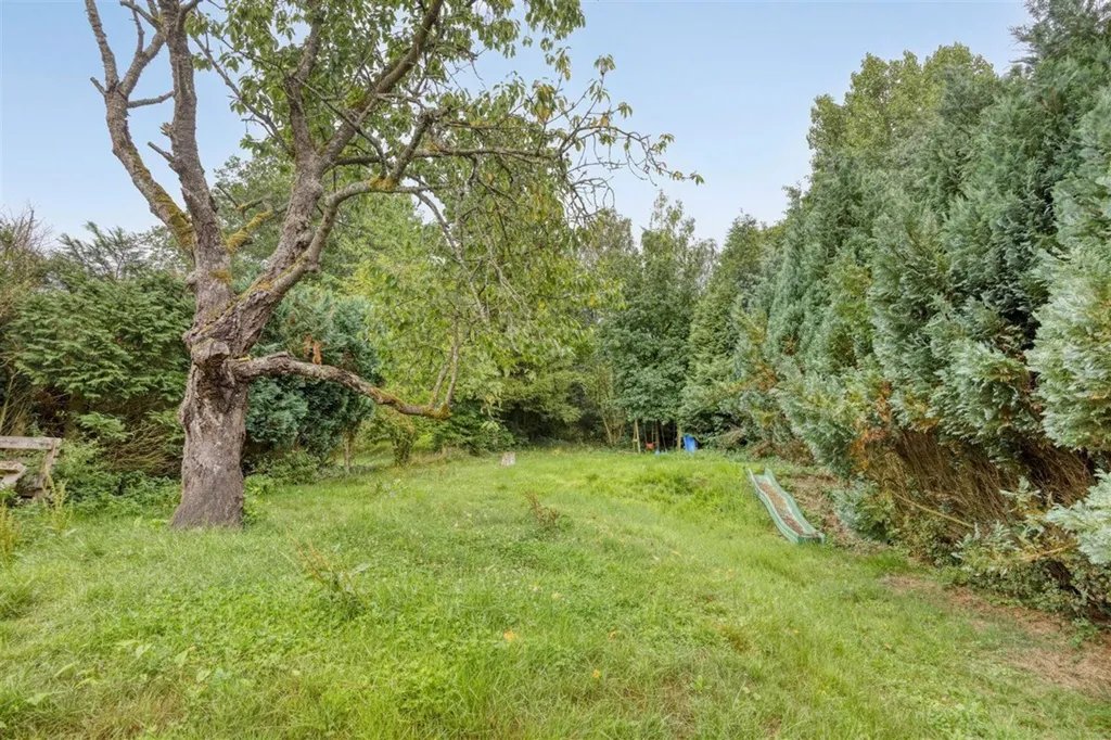 4 magamistoaga maja asukohas Court-Saint-Etienne