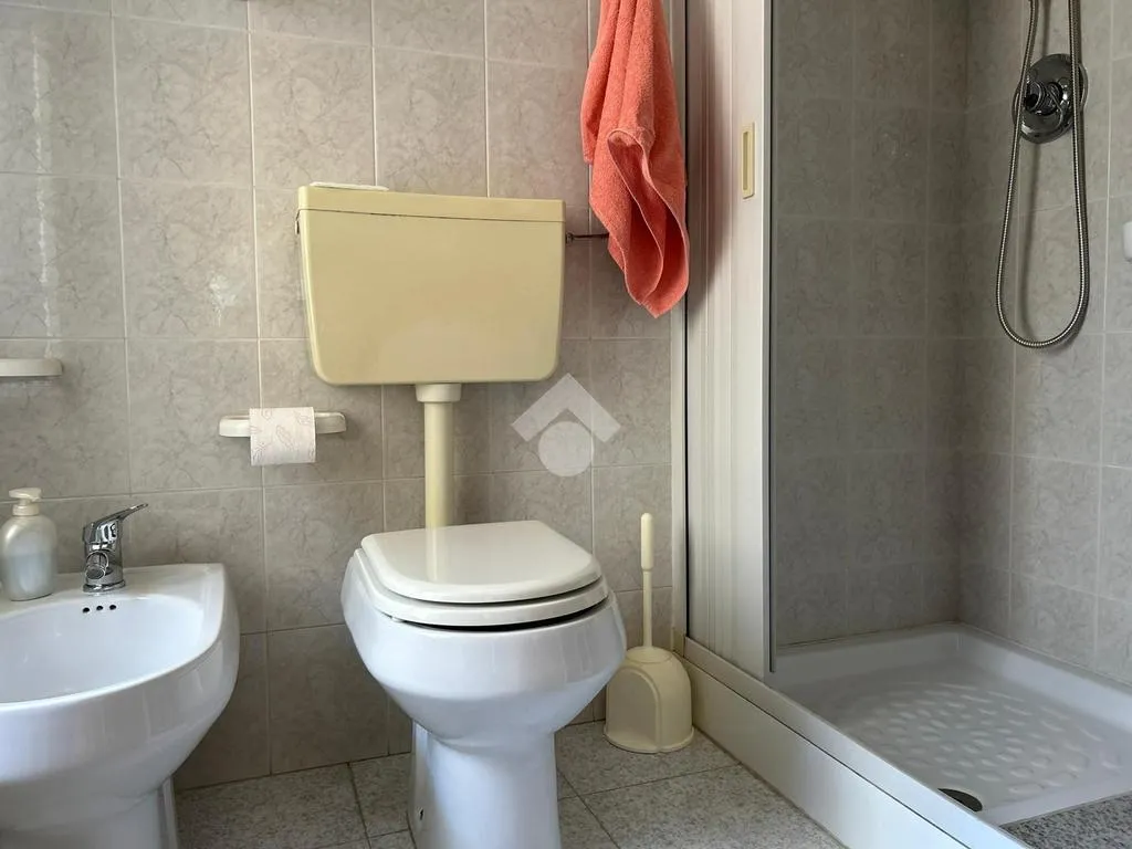 Bagni - Independent Two-Unit Building in Grottaglie