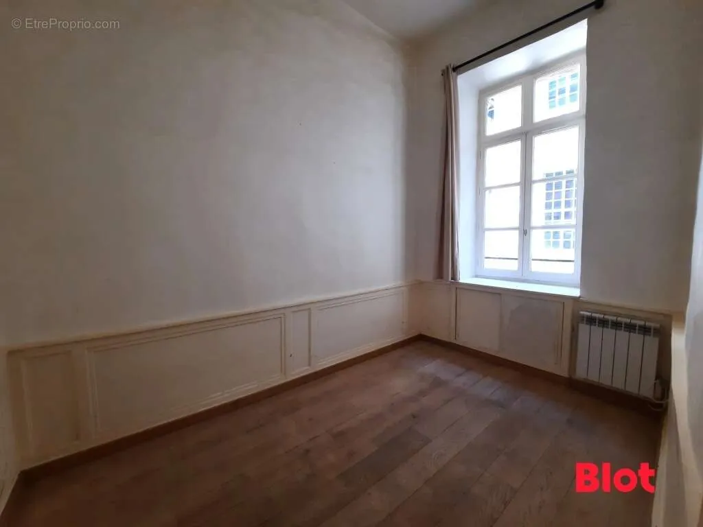 Pièces - Appartement 2 Pièces en Centre-Ville de Rennes