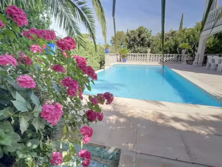 Villa avec Piscine sur Valescure à Saint-Raphaël