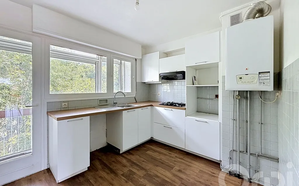 Cuisine - Appartement Rénové avec Loggias à Perpignan