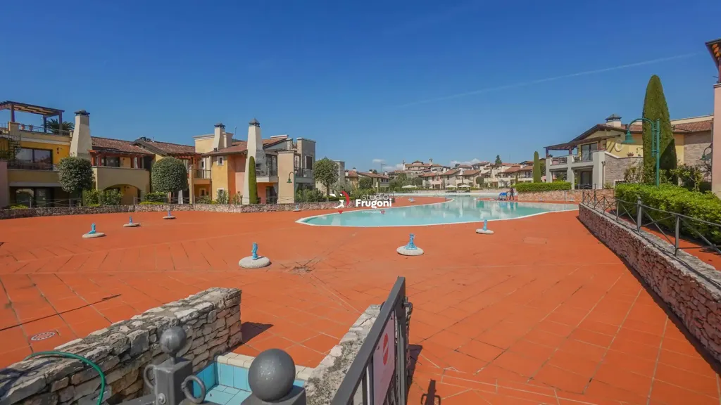 Bassein - Bilocale with Pool in Manerba del Garda