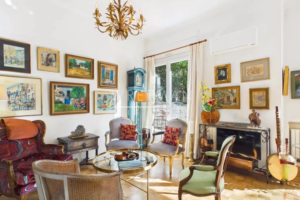 Living Room - Charming 3-Bed Apartment with Terraces in Nice